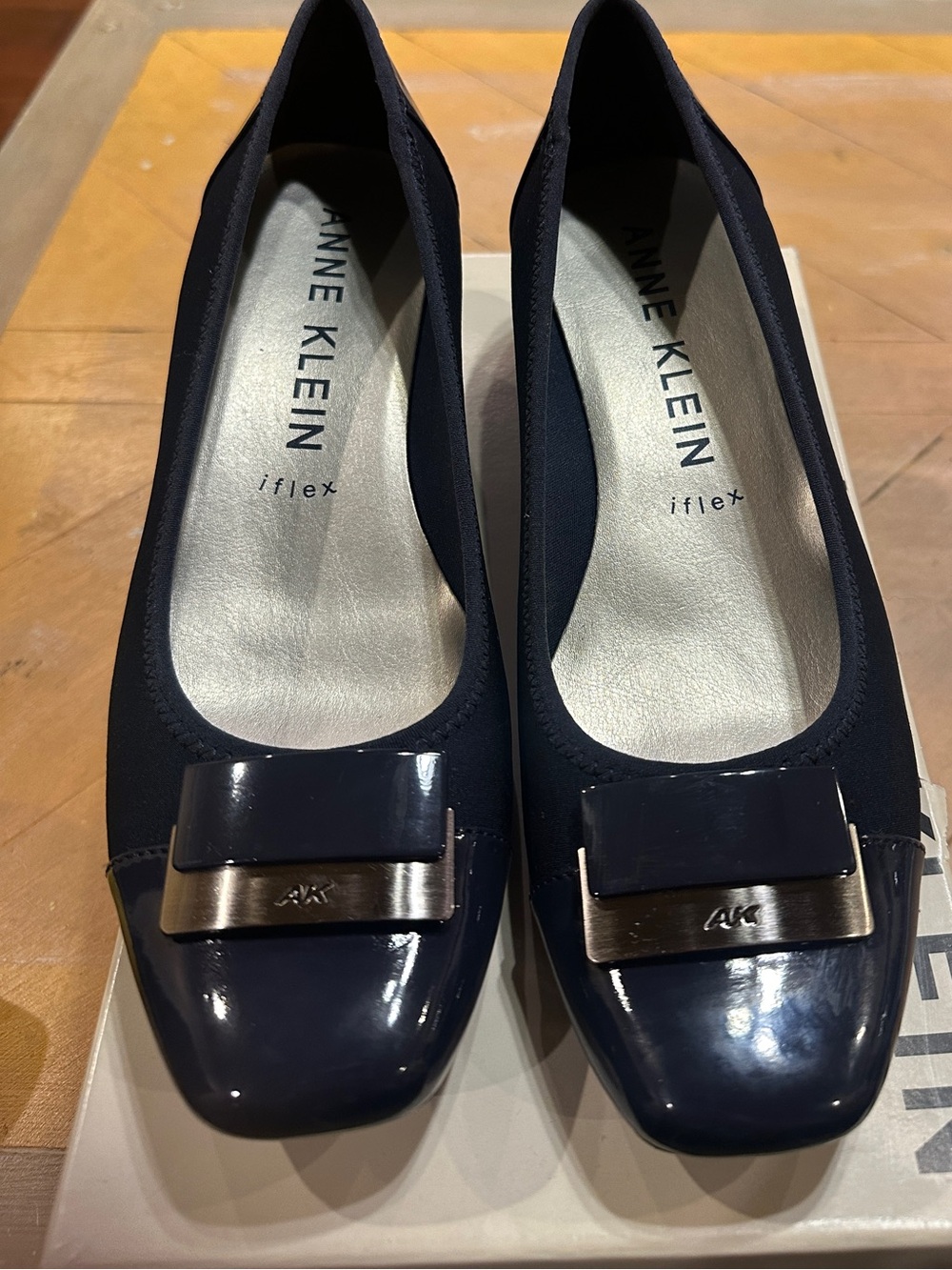 Anne Klein iFlex Waverly2 navy comfort wedge pumps 💼✨8.5
